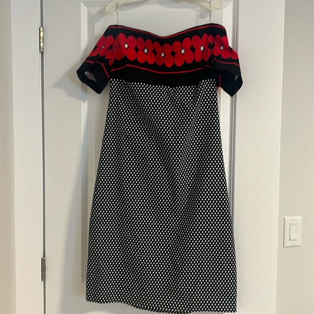 BNWT Frank Lyman Women’s Dress Size 12